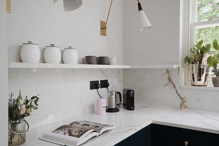 Керамограніт Neolith ABU DHABI WHITE CLASSTONE DECOR POLISHED 3200x1500x6 мм 104949 фото